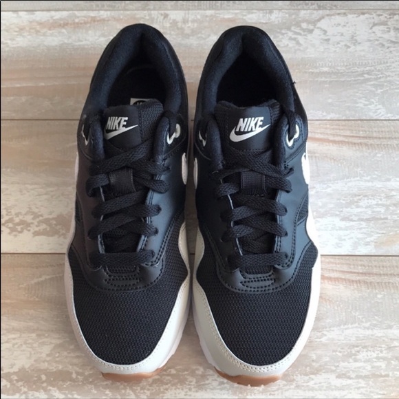 NWT Nike Air Max 1 - Picture 5 of 8